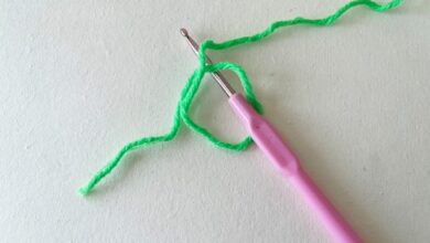Make your own crochet cactus coasters