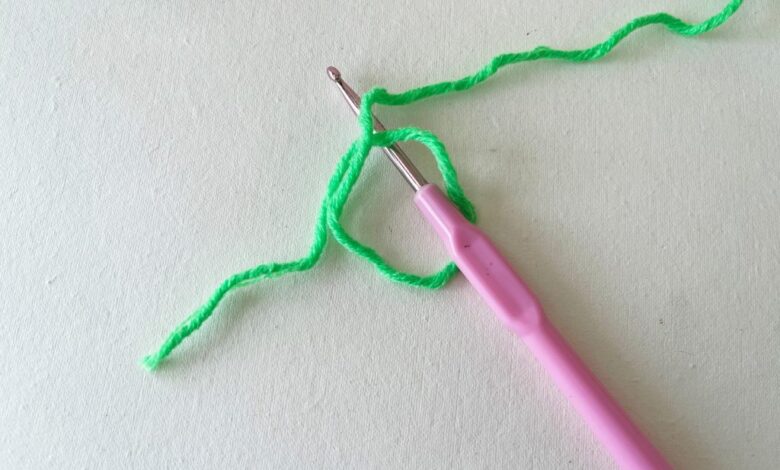 Make your own crochet cactus coasters