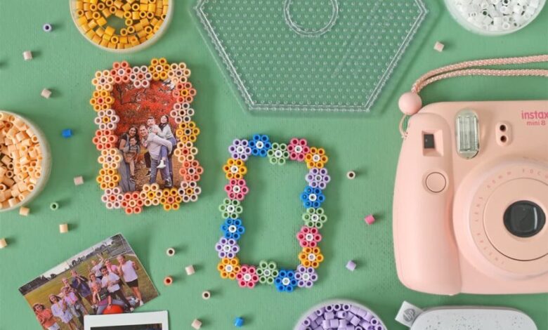 Perler Bead Flower Photo Frames Perler Bead Flower Photo Frames