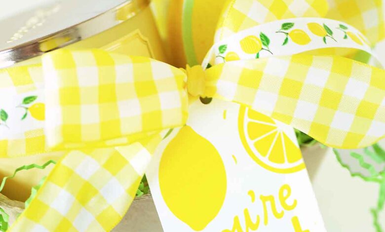 How to Make a Cute Lemon Themed Gift with a Free Printable Tag