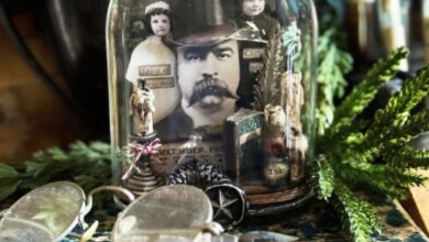 Bah Humbug! – iGirlZoe, Crafter & Tim Holtz Addict